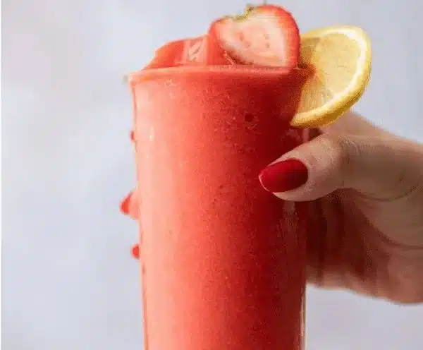 Frozen strawberry lemonade