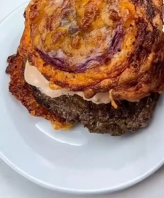 Low-Carb In-N-Out Burger Copycat with Cheesy Onion Buns