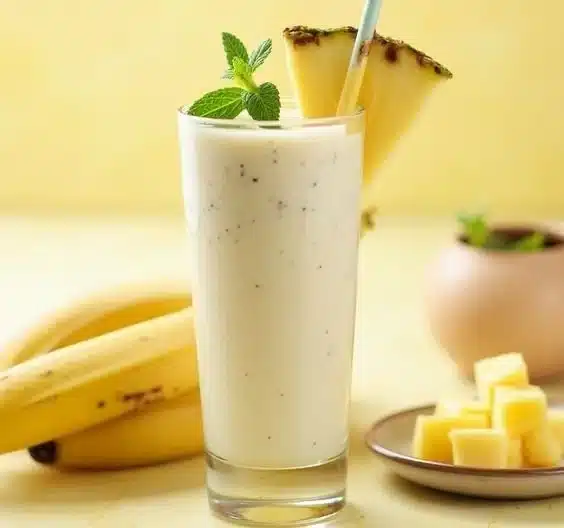 Banana & Pineapple Smoothie