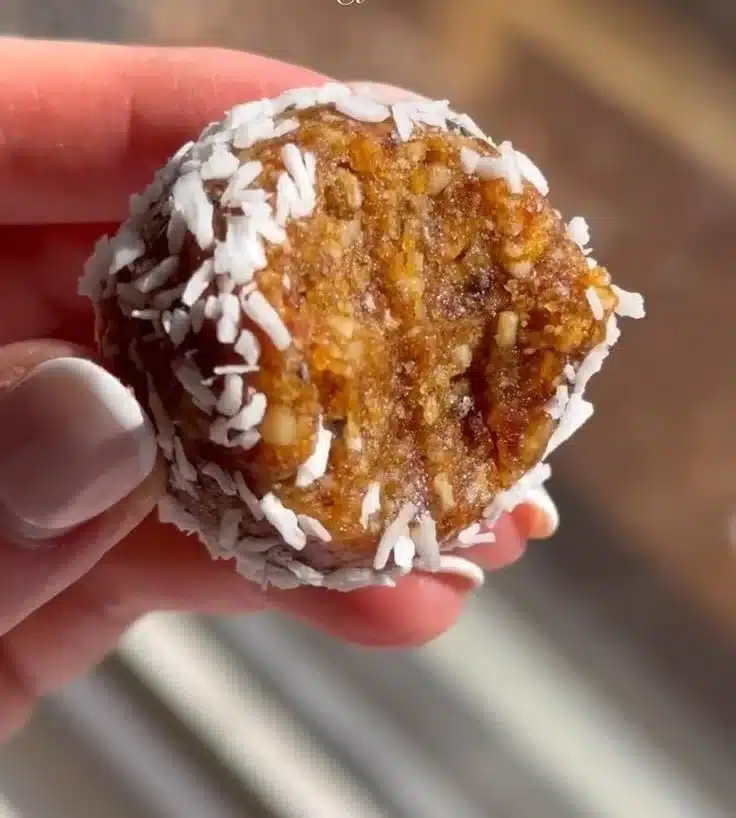 Carrot Cake Energy Balls