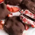 Chocolate strawberry yogurt clusters, a delicious and easy viral snack recipe.