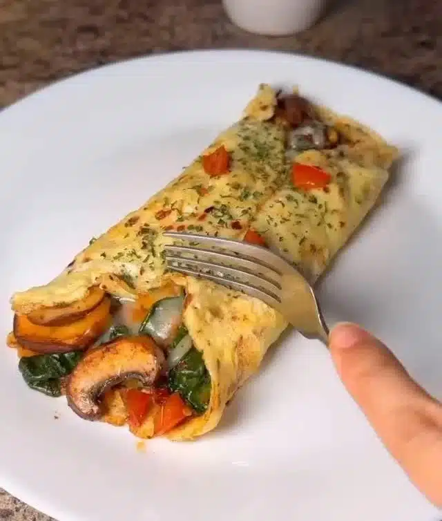 Loaded Veggie Cheese Omelette