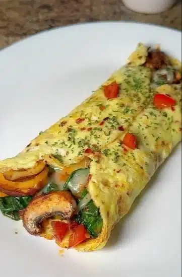 Loaded Veggie Cheese Omelette (iHop Style)