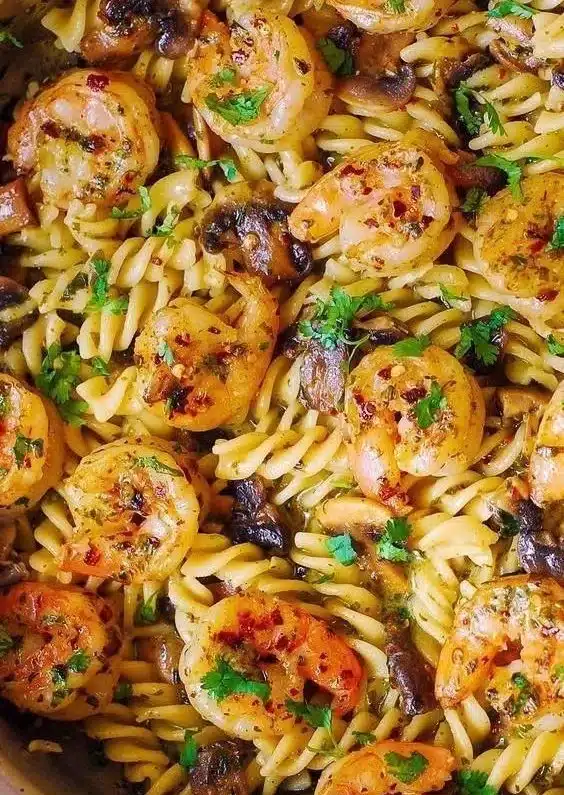 Pesto Shrimp Mushroom Pasta